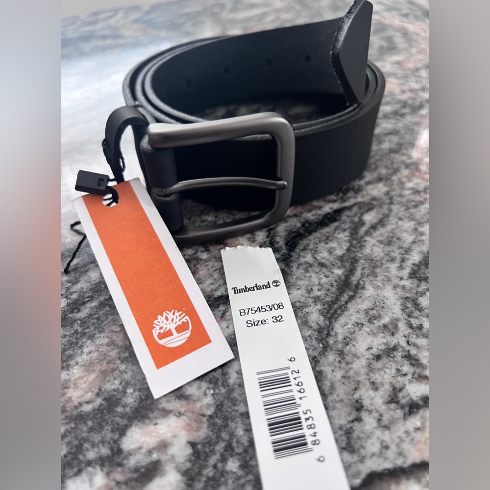 Timberland leather men’s belt. Brand new.